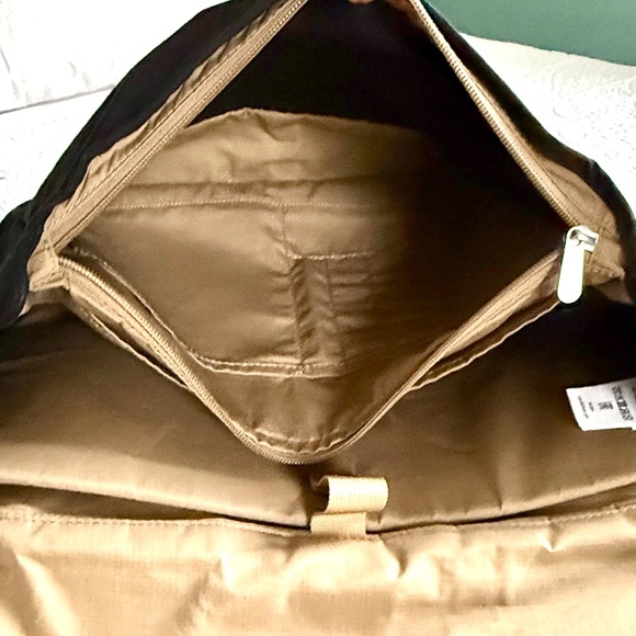 FjallRaven Greenland Shoulder Messenger Bag Black - Unisex - Picture 5 of 6